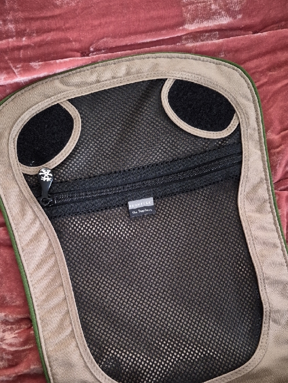 Crumpler The Luncheon Olive Green Canvas Messenger Computer Laptop Bag - Picture 9 of 13